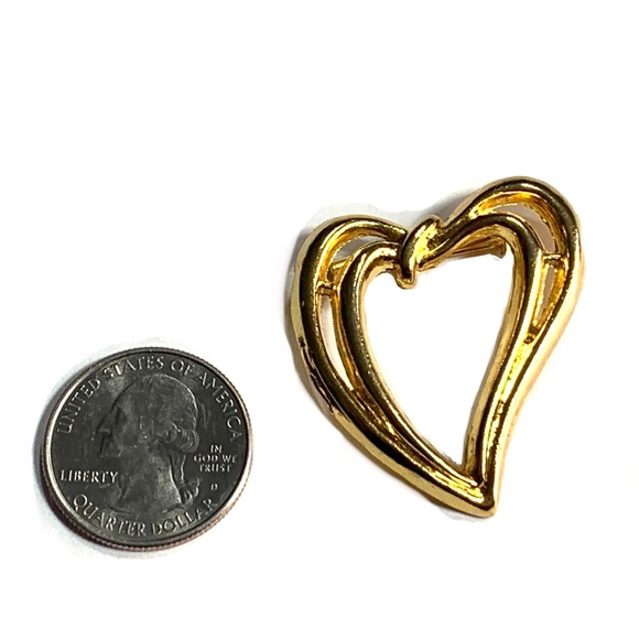Vintage Signed Open Curved Heart Brooch Gold Tone Love Valentines Mothers Day - Picture 2 of 4